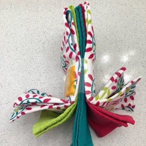 Set of 5 Kitchen towels. 100% cotton. New with tags.